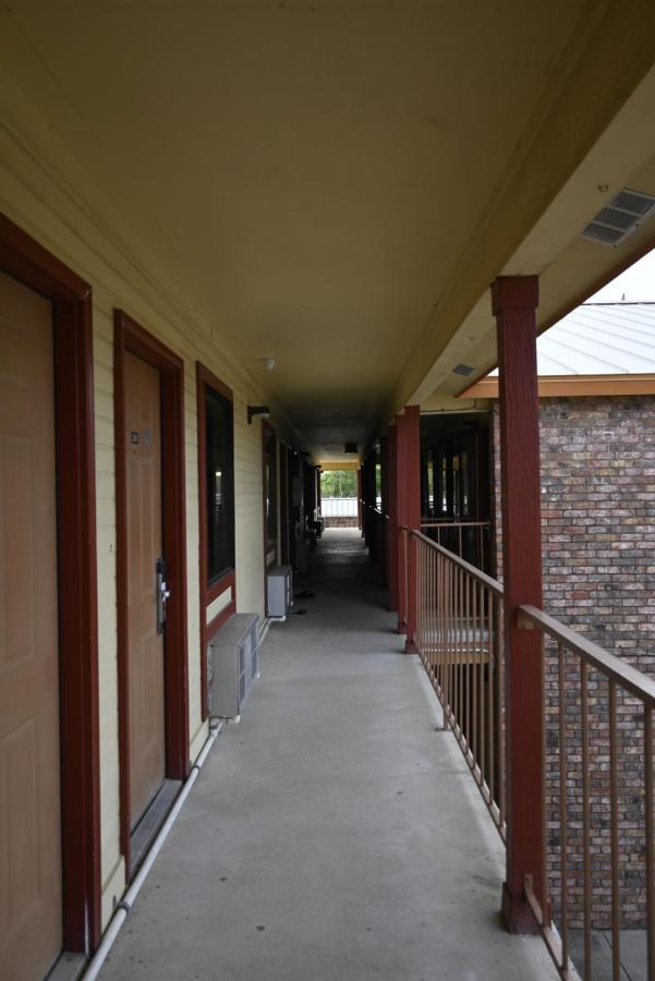 Coachway Inn Luling 외부 사진