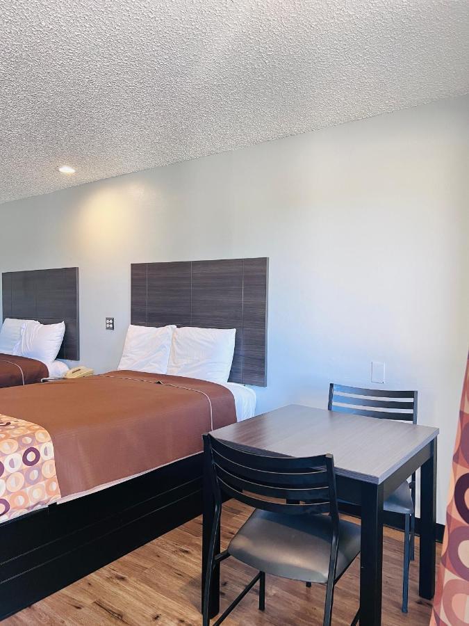 Coachway Inn Luling 외부 사진